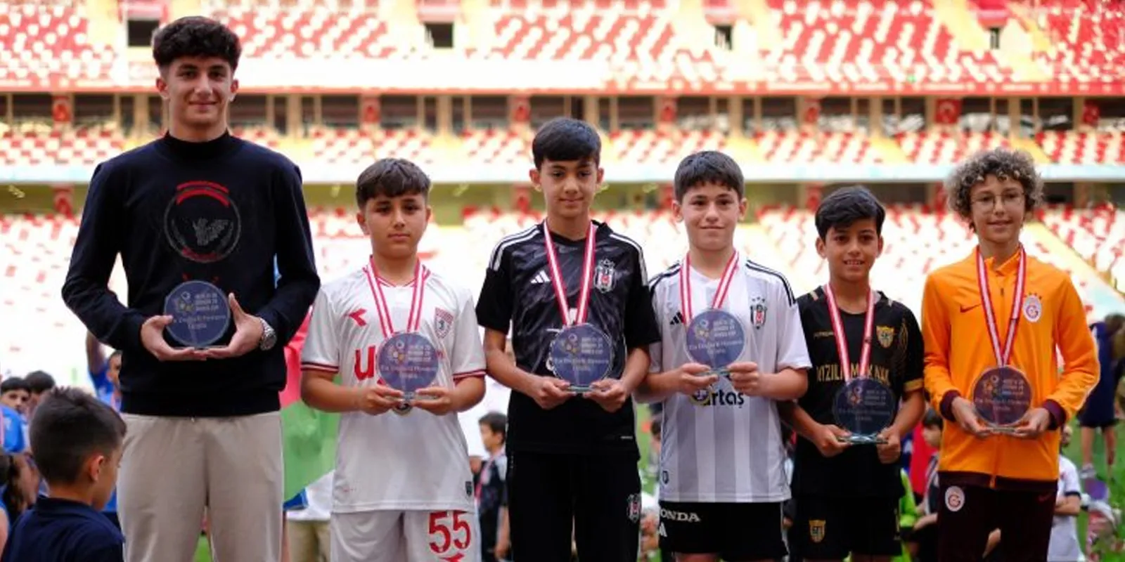 KTYO’dan Kosova Tanıtımı ve Genç Sporculara Destek